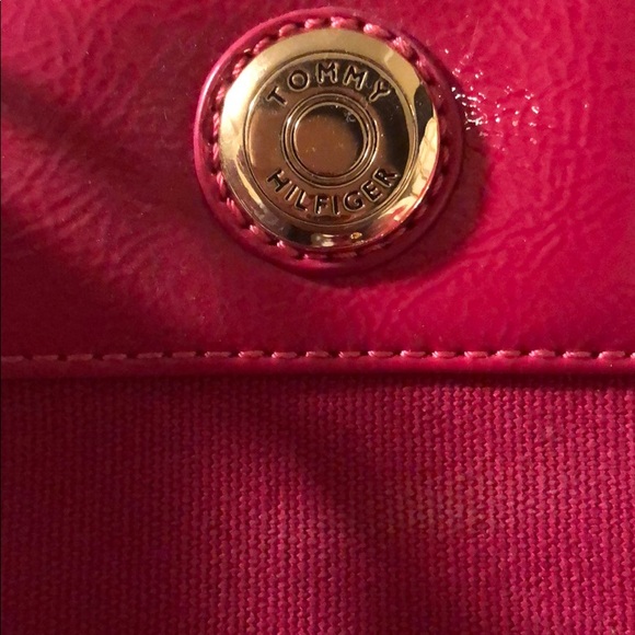 Tommy Hilfiger Purse - Picture 3 of 3